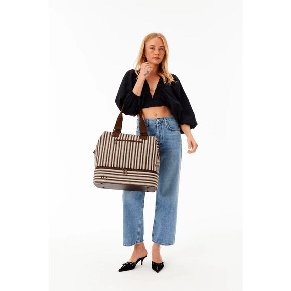 NWT Beis Mini Weekender in Maple Stripe - Picture 2 of 11